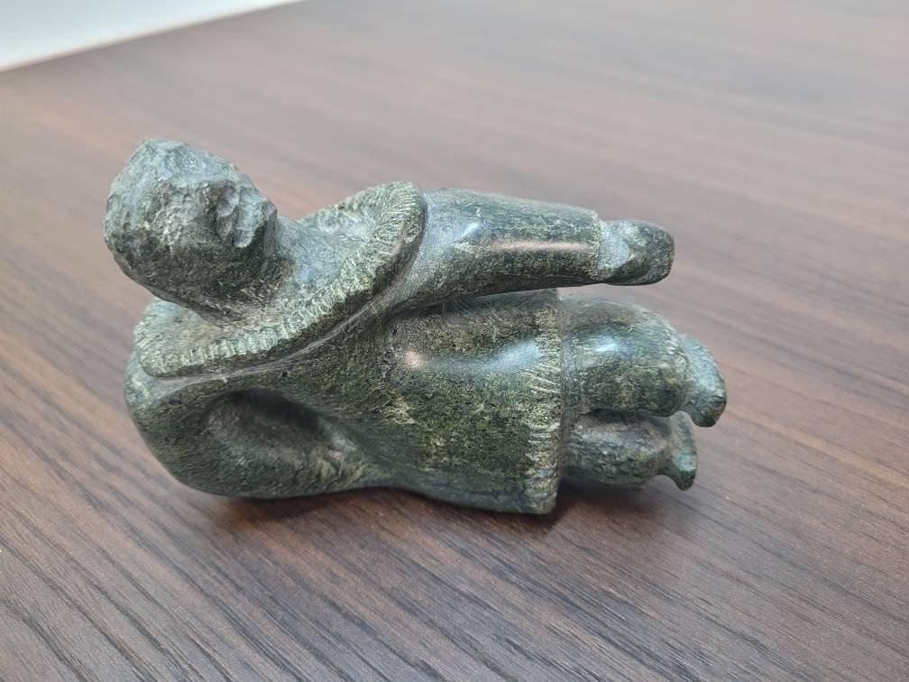 Vintage inuit soapstone carving
