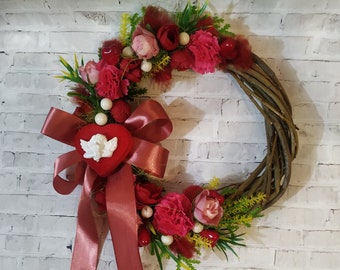 Door Wreath/Spring/Valentine's Day Wreath/Flower Wreath/Wall Decoration/A wreath of roses and a figurine of an angel/Artificial garland