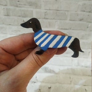 Brooch / Wooden Brooch / Painted Brooch /Cat Brooch /Dog-shaped brooch/ Animals / Eco-friendly brooch / Girl Gift / For a stylish look / Pin