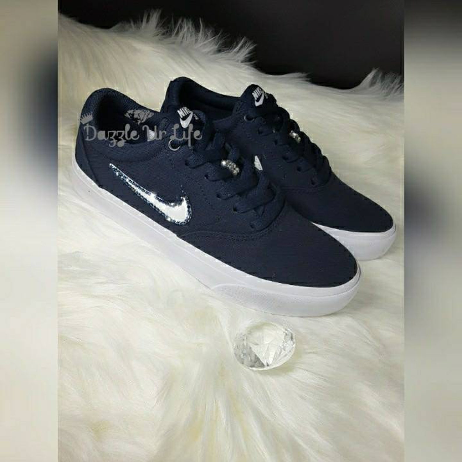 Nike SB Dunk Low x Swarovski - Release 18 Novembre 2020 - Italianhype