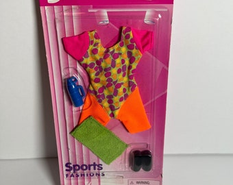 Vtg Barbie Doll Clothes Go In Style Fashions Workout Clothes 68312-93 (1996) NEW