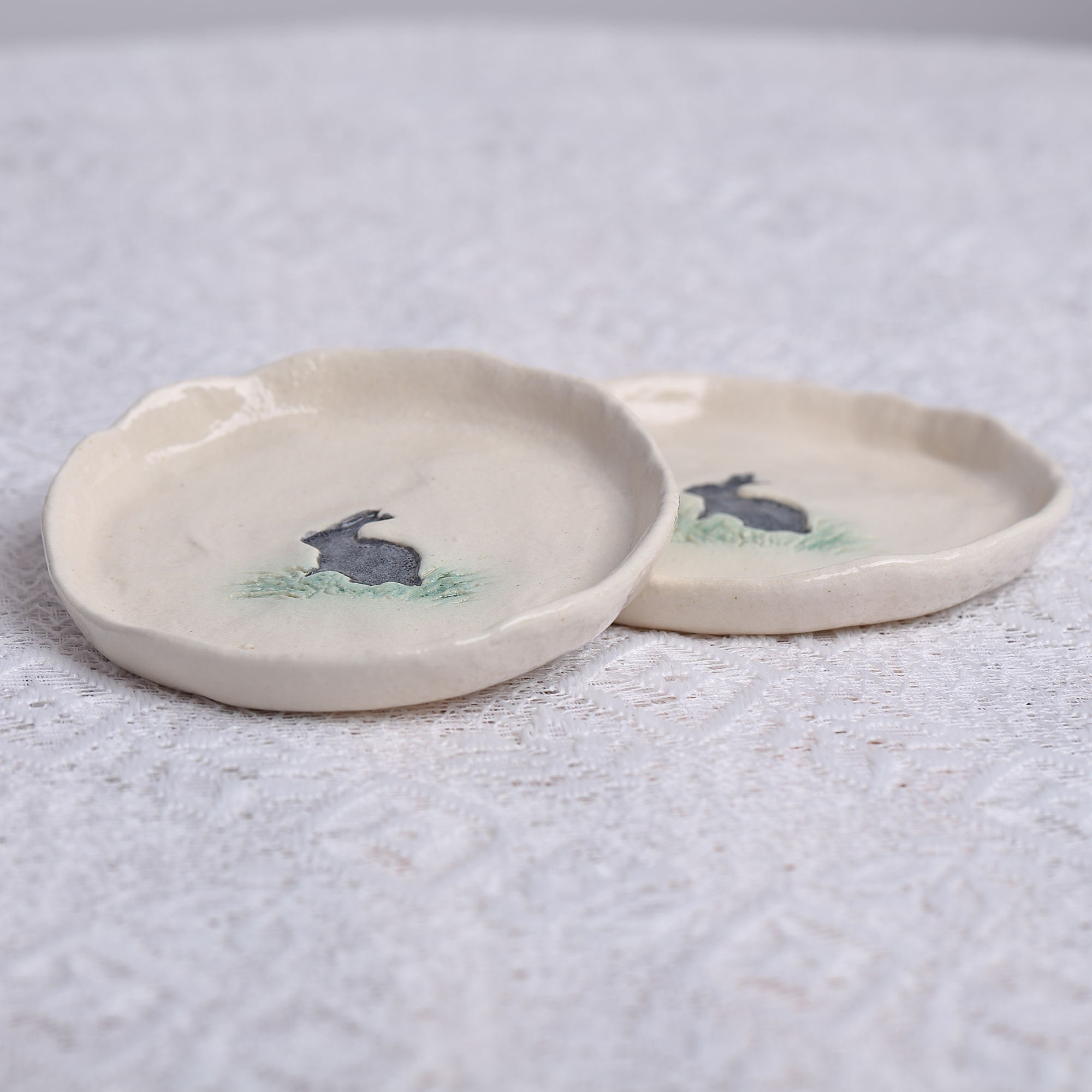 手作り陶器製 うさぎ柄ディップ皿（2個セット） - Etsy 日本