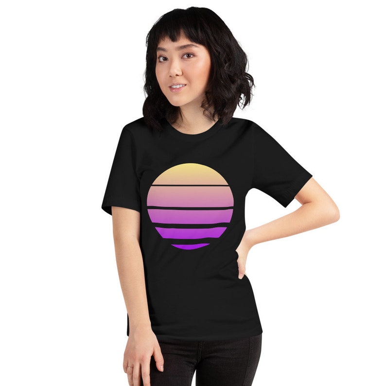 Retro Tee Summer Vibes Beach Tee Retro Sun Graphic Tee Beach Shirt Summer Tee