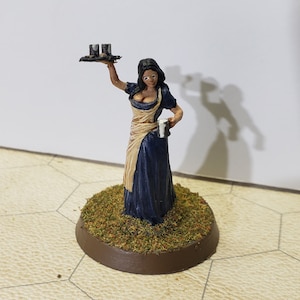 D&D Townsfolk Bar Maid Purple dress