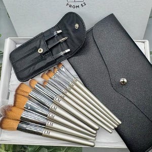 Personalised Makeup Brushes with carry case & tweezer set