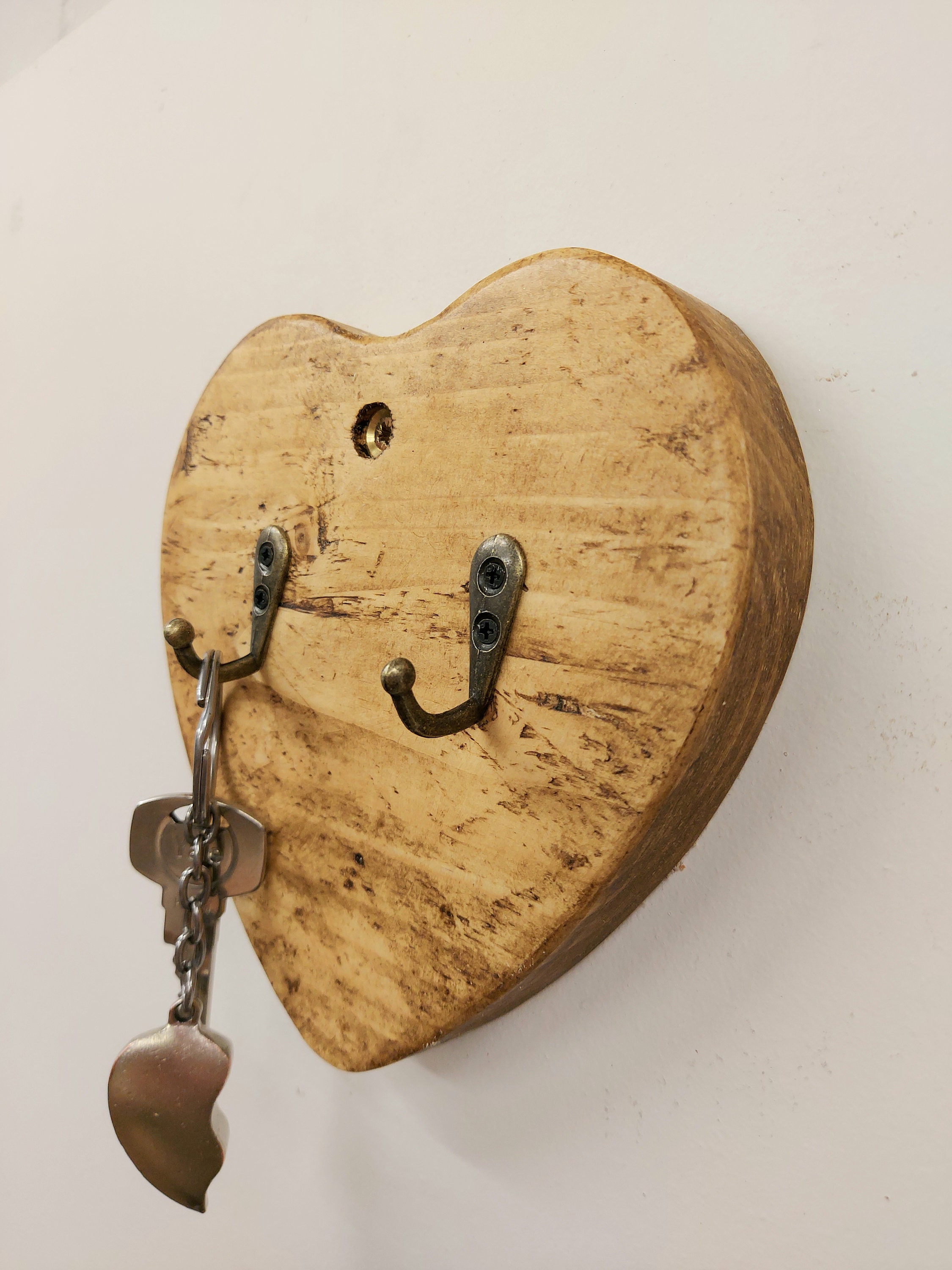 Heart shape wooden key holder entryway hanger rustic hall Etsy