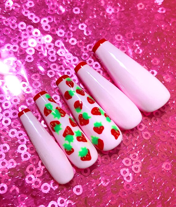 STRAWBERRY SHORTCAKE Press-on Nails - Etsy STRAWBERRY SHORTCAKE Press-on Nails - Etsy