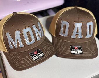 Mom or Dad baby blanket appliqué hat.