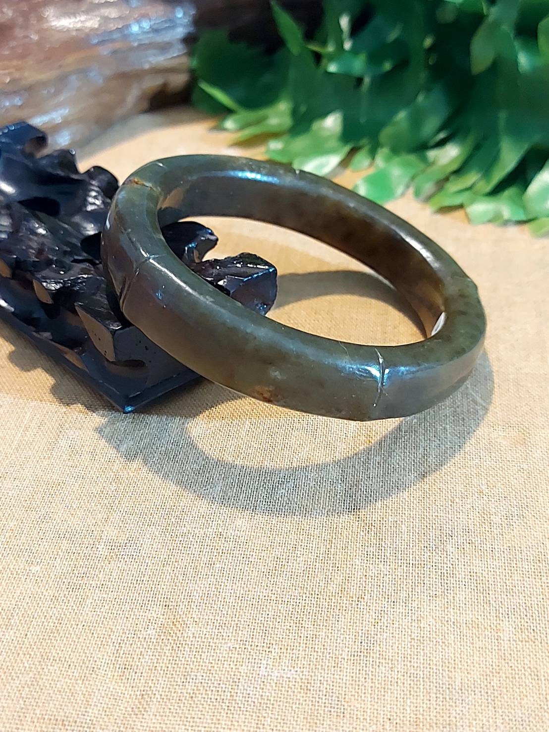 DJade-新品 54.1mm 認定天然グリーンネフライト翡翠ブレスレット