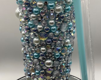 Smalt tumbler|Bröllopspresent|Bling|Pärlmugg|Strassmugg|Tumbler|Festgåvor|Mugg|Mugg med personlig design|Handgjord mugg|Dryckesglas