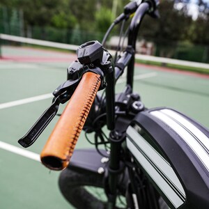 bike leather grips