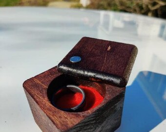 Handgemachte Holz-Ring-Box