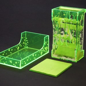 Traveler 2.0 Dice Tower - (Gelatinous Cube) - Limited Edition - DnD - Tabletop - Blacklight