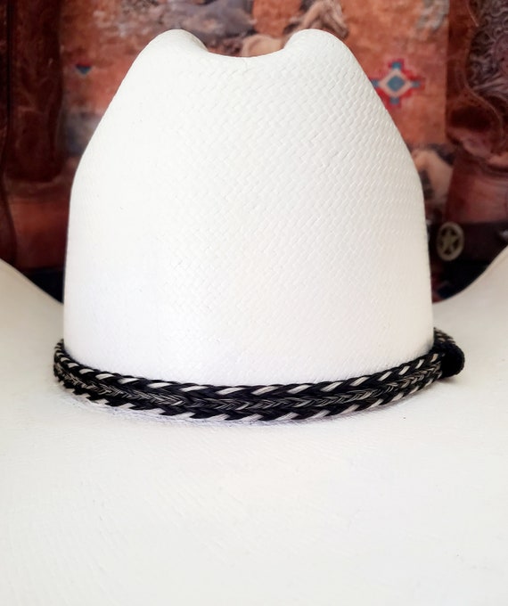 23 Affascinanti Idee Per Capelli Corti Mossi Da Provare Nel 2025 - Foto 14