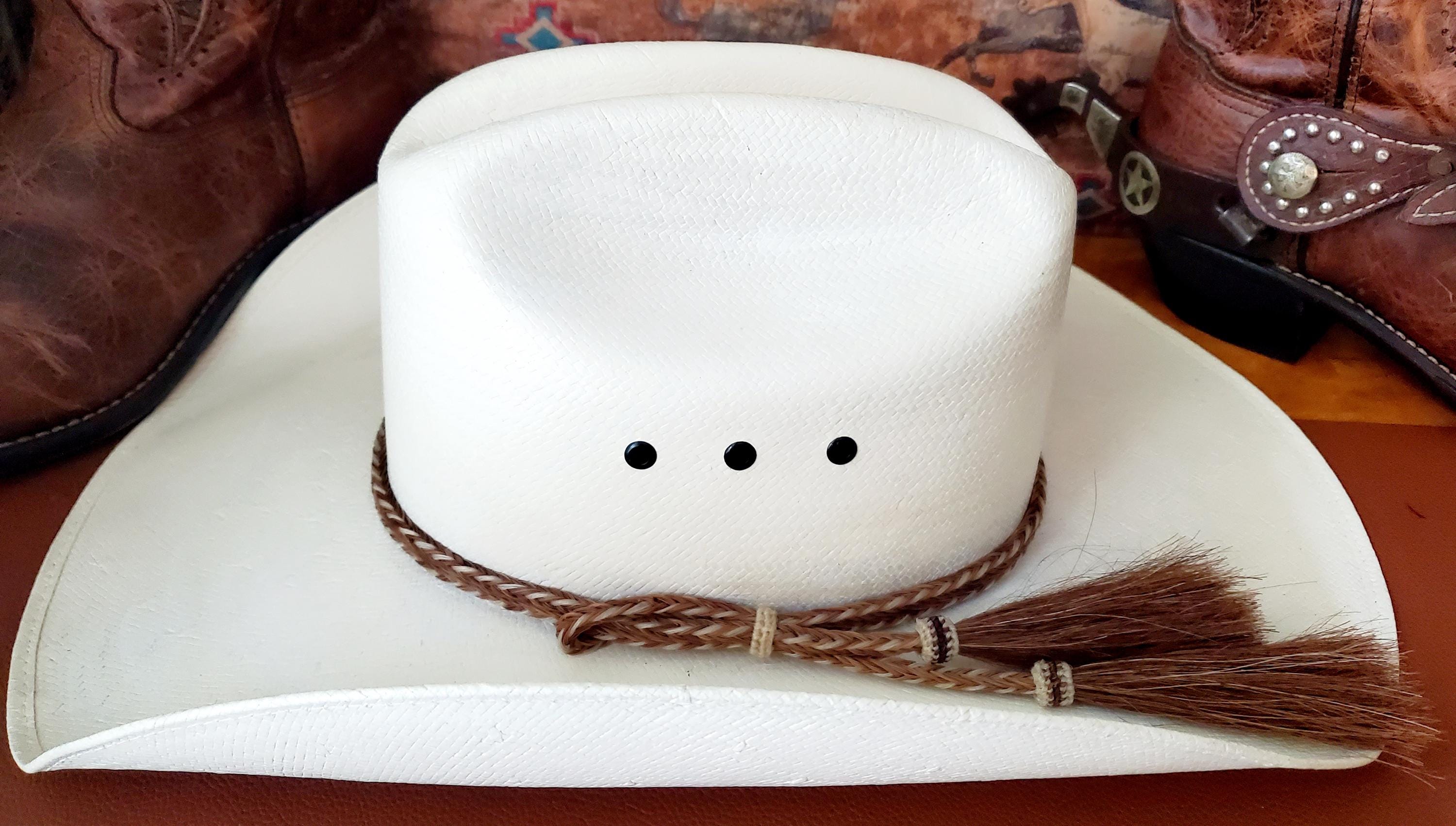 23 Affascinanti Idee Per Capelli Corti Mossi Da Provare Nel 2025 - Foto 3