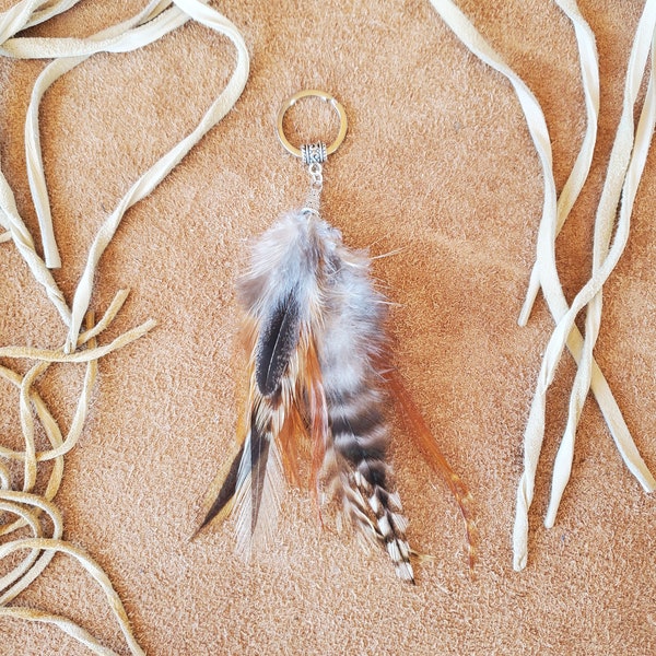 Feather KeyRing, metal Keychain with natural feathers,  Handmade Key chain, Key Ring