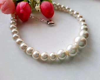 White pearl necklace for dogs, dog pearl collar