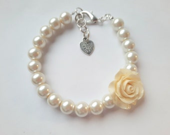 Pearl necklace for dogs and cats, dog pearl collar