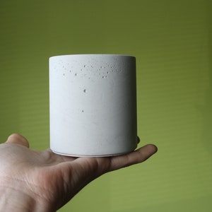 Concrete candle jar Candle vessel Round concrete pen holder Cement pencil holder Beton desc organization Modern office