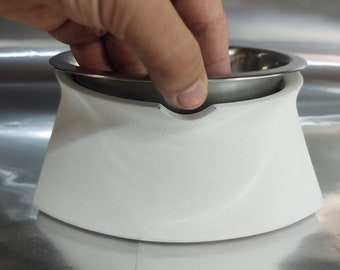 Gamelle pour animal de compagnie en béton blanc avec bol en acier amovible