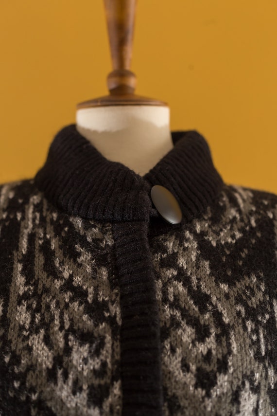 Vintage padded sweater Jacket - image 4