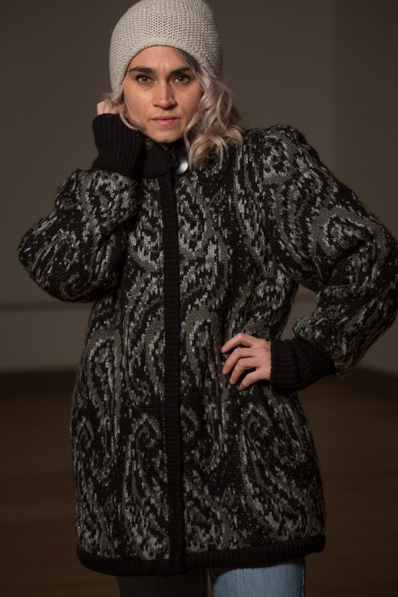 Vintage padded sweater Jacket - image 1