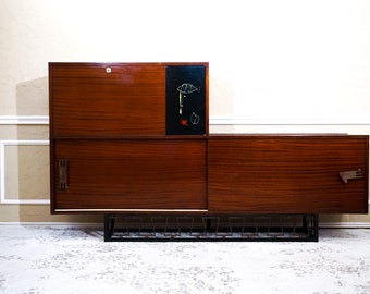 Mid Century Modern Rosewood Bar Cabinet Credenza TV Stand Entertainment Center Wall Unit