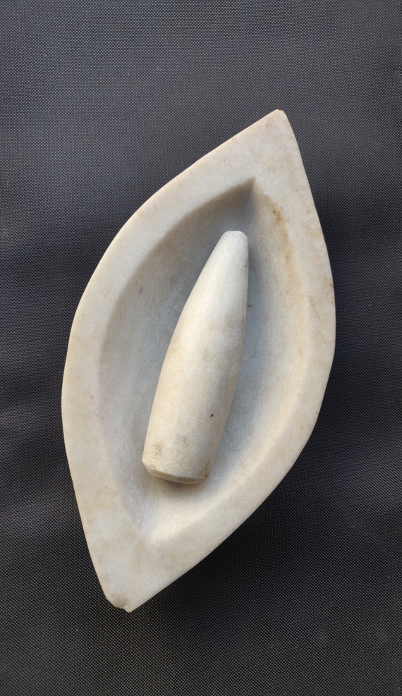Elegant White Marble Mortar and Pestle Italian Marble Wine Glass Design