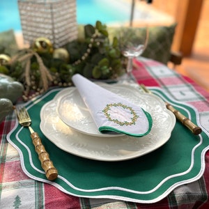 Handmade Embroidered Placemat Green with White Waterproof Gift Box  Holiday Gift Christmas Placemat Cotton Wave Scallop Edge Placemat