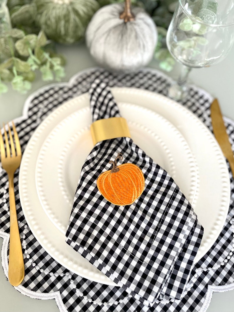Placemats Double Sided/ Round Black and White Placemat / Etsy