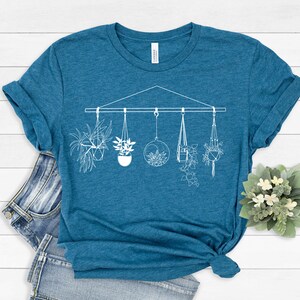 Plant Shirt, Plant Lady Shirt, Plant Mom Shirt, Plant Lover Shirt, Women Plant Shirt, House Plant Shirt, Hanging Plant Shirt, Plant T Shirt imagem 5