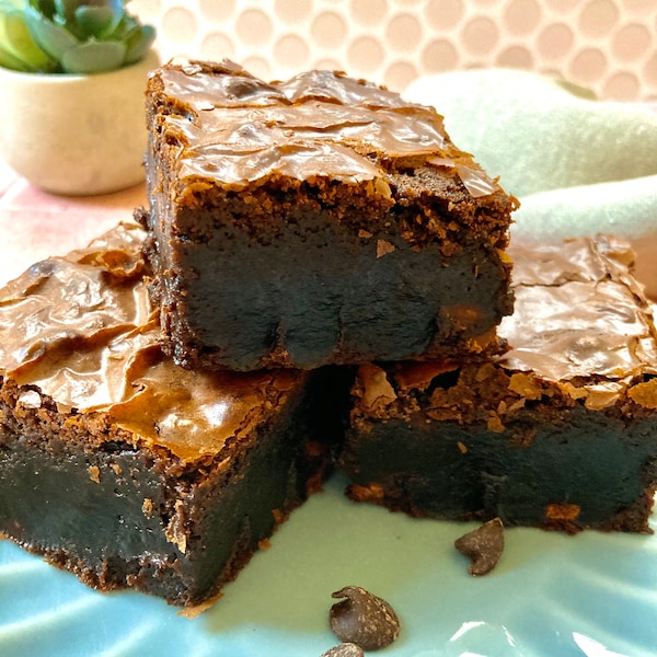 Gourmet Fudgy Chocolate Chunk Brownies: Homemade Deep Dish Dessert