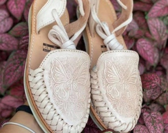 Huarache sandal Lace up buterfly tooled BEIGE COLOR /mexican leather sandals for woman/boho hippie sandals/huarache artesanal mujer