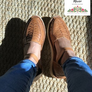 Buty Huarache dla kobiet brązowe z paskiem / meksykańskie sandały dla kobiet / skórzane buty Huarache dla kobiet z Meksyku / sandały boho hippie