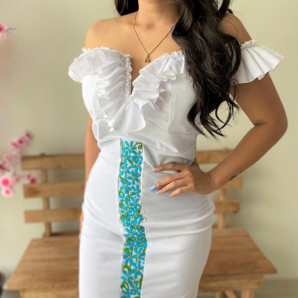 Vestido mexicano mujer bordado / vestido de novia mexicano / vestido de fiesta mexicana / vestido cinco de mayo / vestido mexicano bordado / vestido tradicional