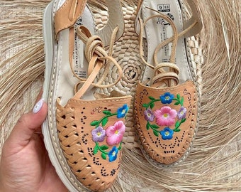 Sandali Huarache ricamati/ sandali in pelle da donna/ sandali da sposa messicani/ sandali boho hippie/ sandali huarache con lacci/ sandali messicani