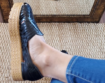 SIZE 9Huarache shoe for woman platform black/ mexican sandals for women / Huarache mexicano de mujer/ Huarache artesanal/ women sandals