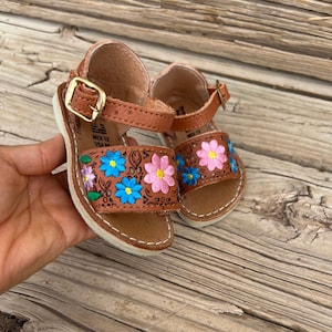 Baby-Toddler Girl huarache sandal/ white huarache baby/ Mexican sandals for baby/ huarache sandal baby open toes/ baby huaraches/baby sandal image 3