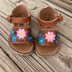 Baby-Toddler Girl huarache sandal/ white huarache baby/ Mexican sandals for baby/ huarache sandal baby open toes/ baby huaraches/baby sandal image 5