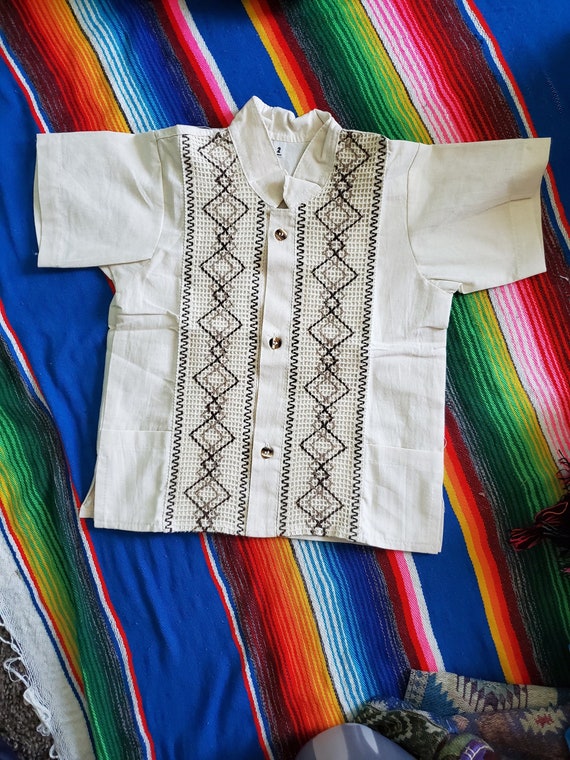 Guayabera Mexicana Para Nino Traditional Shirt For Boys Etsy Guayabera Mexicana Para Nino Traditional Shirt For Boys Etsy