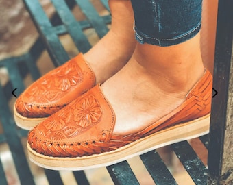 Huarache sandal woman tooled/ huarache flats / huarache artesanal mujer/ boho hippie sandals/ leather sandals woman/ Mexico huarache woman