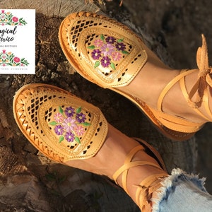 Huarache Sandalen Lace up punziert und bestickt / mexikanische Leder Sandalen Frauen / Leder punziert Sandalen / mexikanische Frauen Sandalen / Huarache Frauen