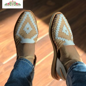 Huarache sandal Lace-up white-Tan/ Boho hippie sandals Lace-Up/ Mexican huaraches for women/ alpargatas mexicanas/leather sandals women/