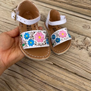 Baby-Toddler Girl huarache sandal/ white huarache baby/ Mexican sandals for baby/ huarache sandal baby open toes/ baby huaraches/baby sandal image 6