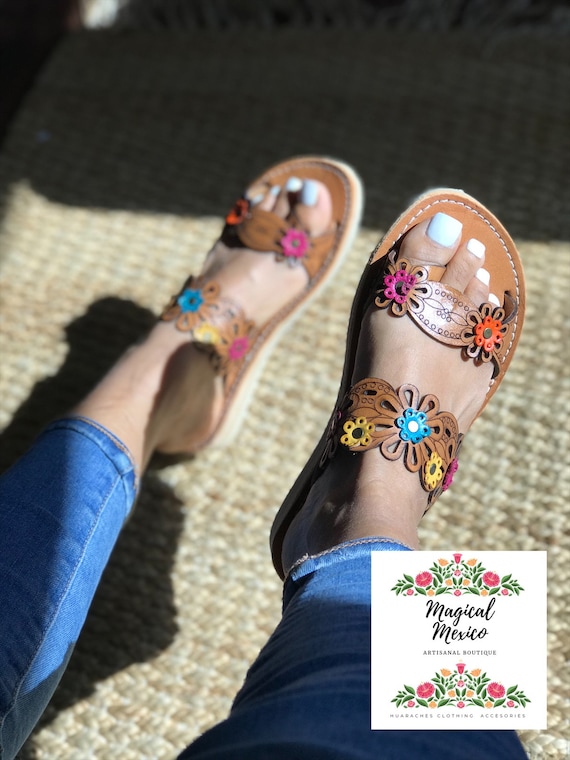 Mexican top huaraches outfit
