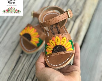 Babies and toddlers mexican sandals sunflower embroidered/huaraches sandals for girls/ huaraches para bebe/ mexican sandals for baby girl