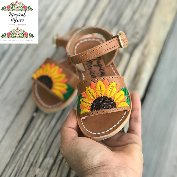 Babies and toddlers mexican sandals sunflower embroidered/huaraches sandals for girls/ huaraches para bebe/ mexican sandals for baby girl