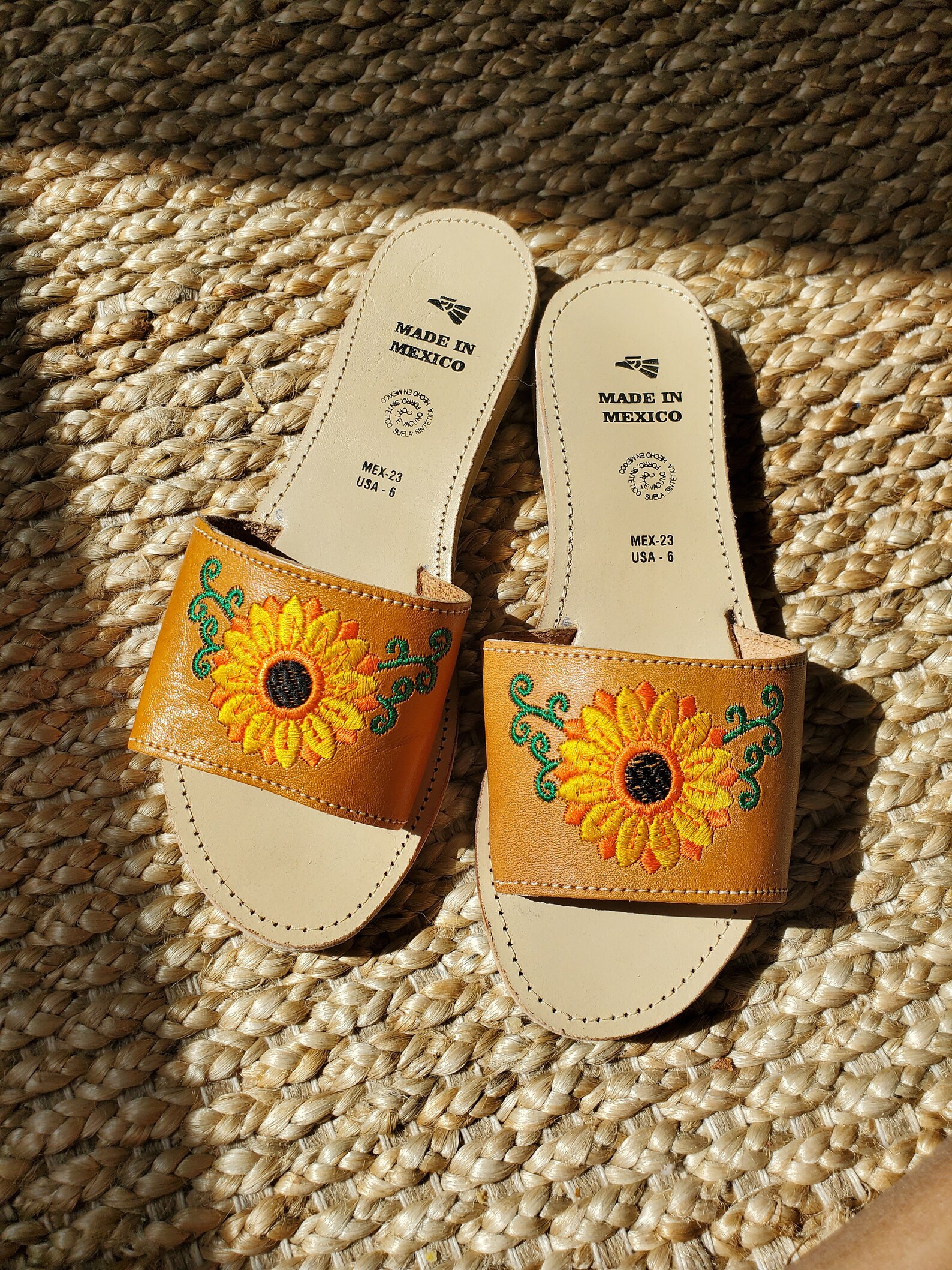huaraches sunflower