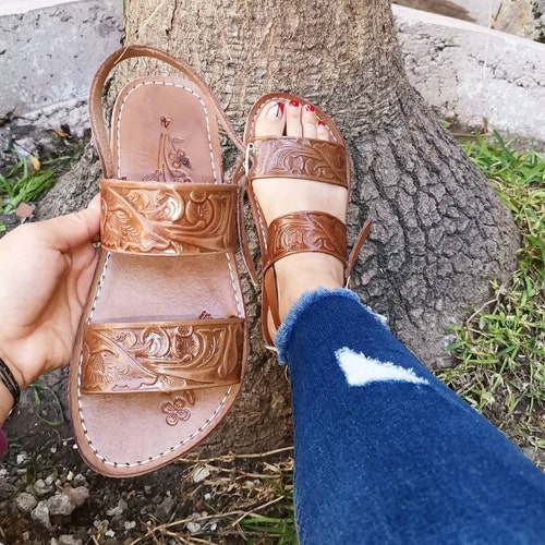 Huarache Shoe for Woman Open Toes Tooled /huarache Sandal for - Etsy