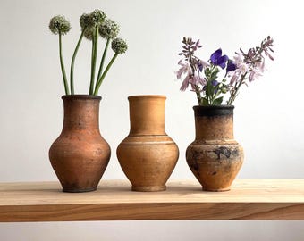 Vintage Beige Clay Vase – Rustic Handmade Pottery, Antique Ukrainian Earthenware Pot, Neutral Home Decor for Flowers, Farmhouse Style